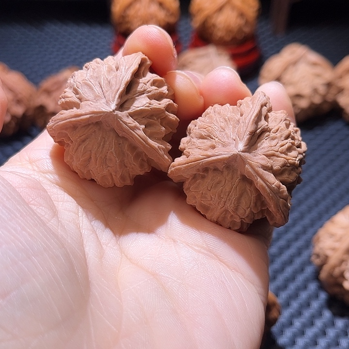 文玩核桃把件35盘山