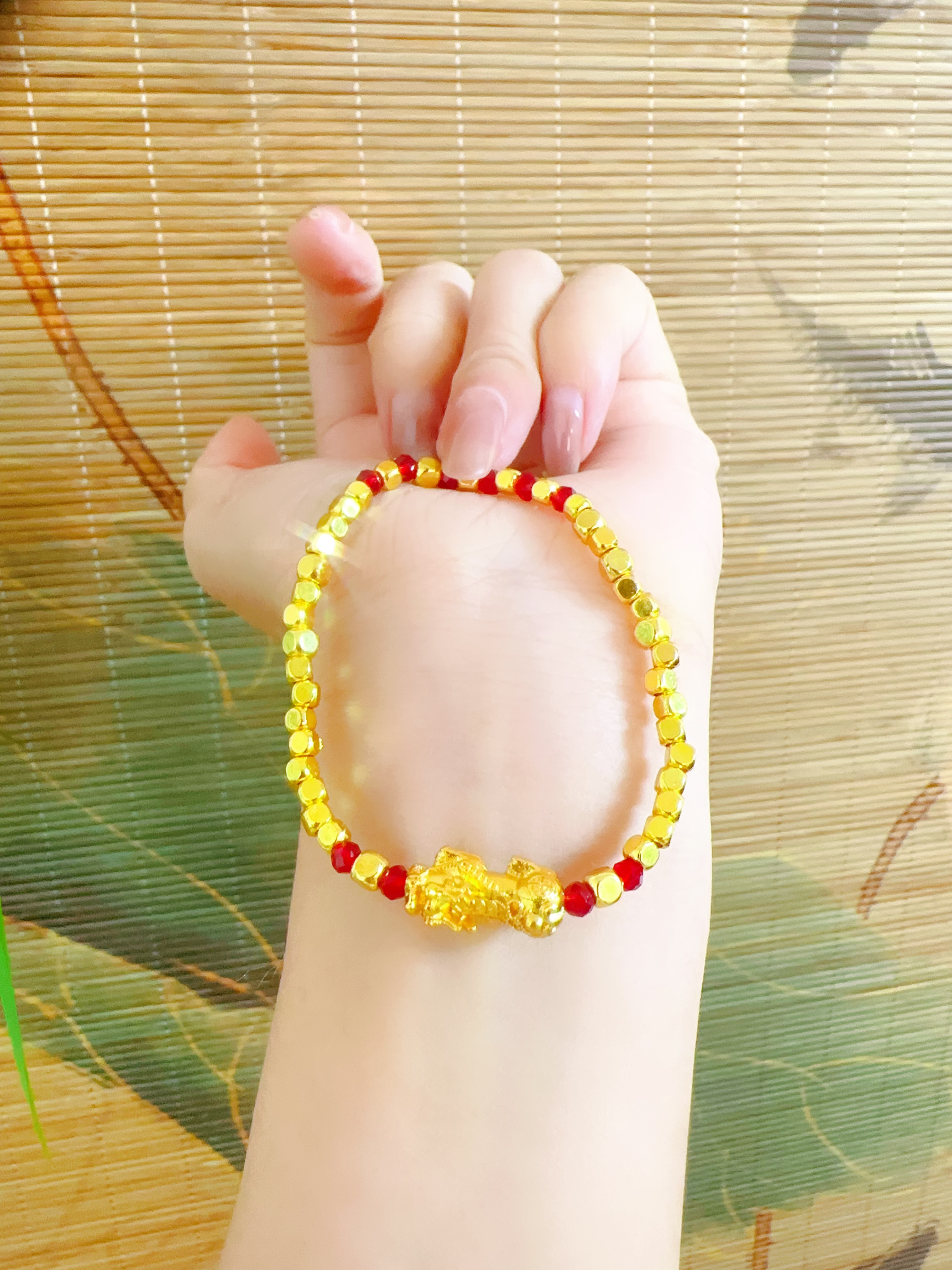 手链  爆闪碎金金貔貅手链20228