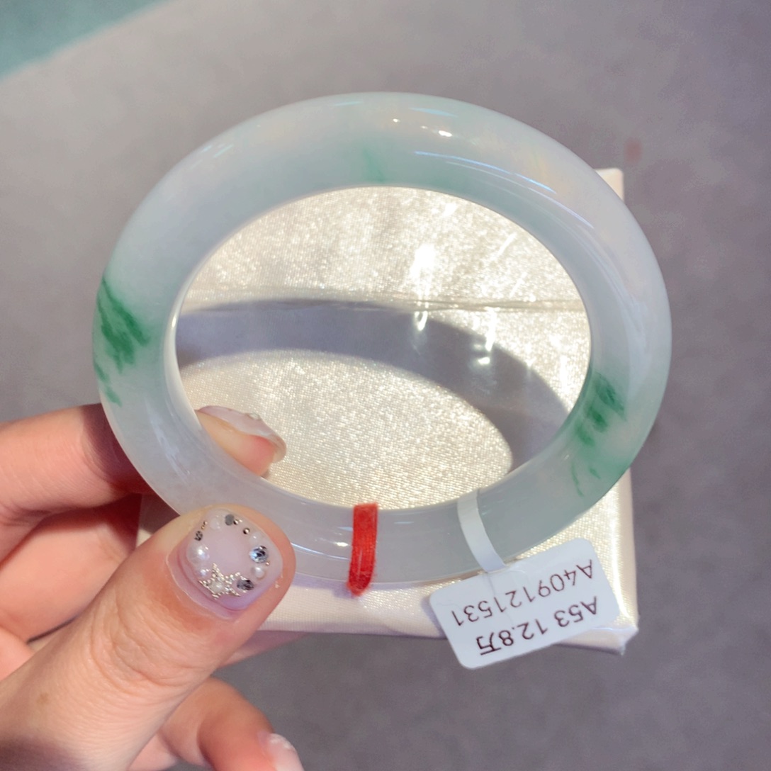 翡翠手镯未镶嵌32圆条77