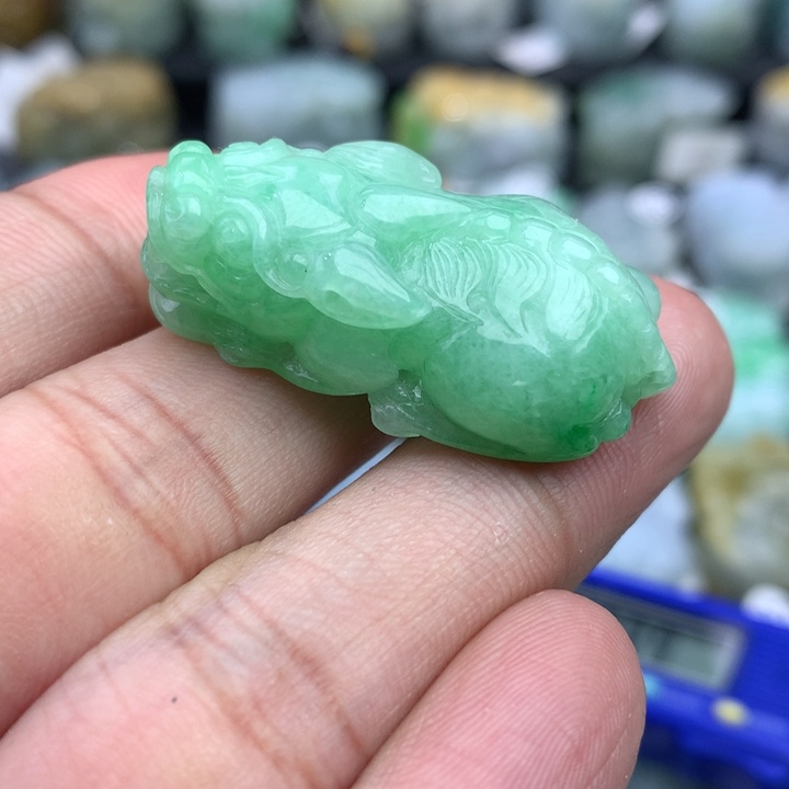 翡翠颈饰未镶嵌天然缅甸翡翠招财貔貅吊坠