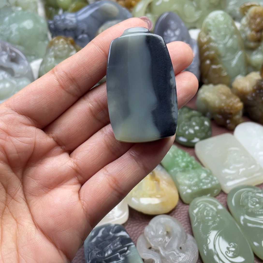 和田玉未镶嵌颈饰江****