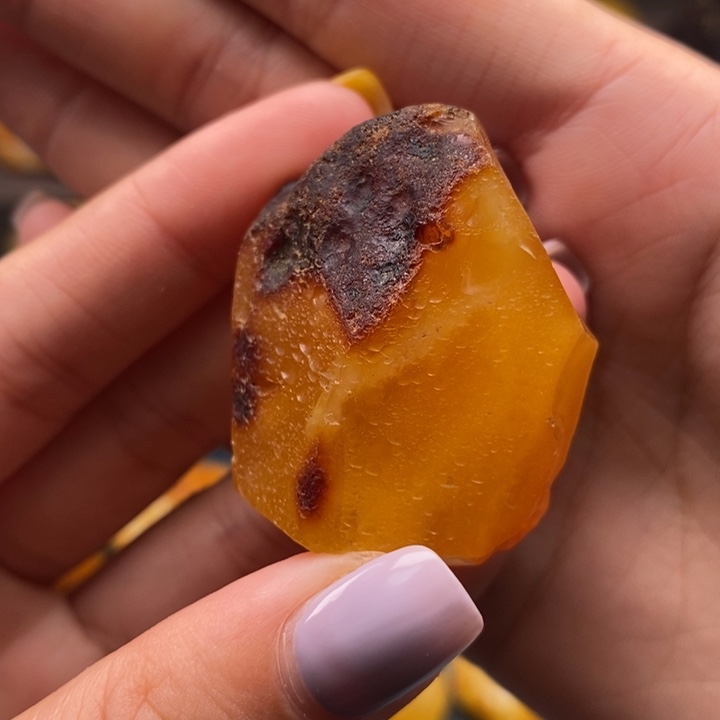 定制琥珀未镶嵌蜜蜡