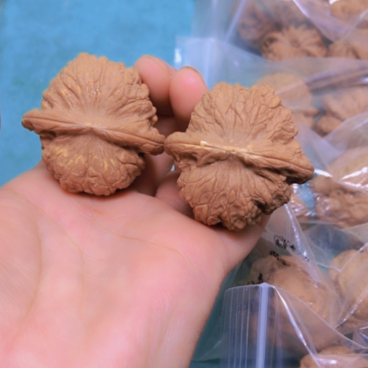 【闪购商品】摆件核桃40血麒麟有黄磕尖