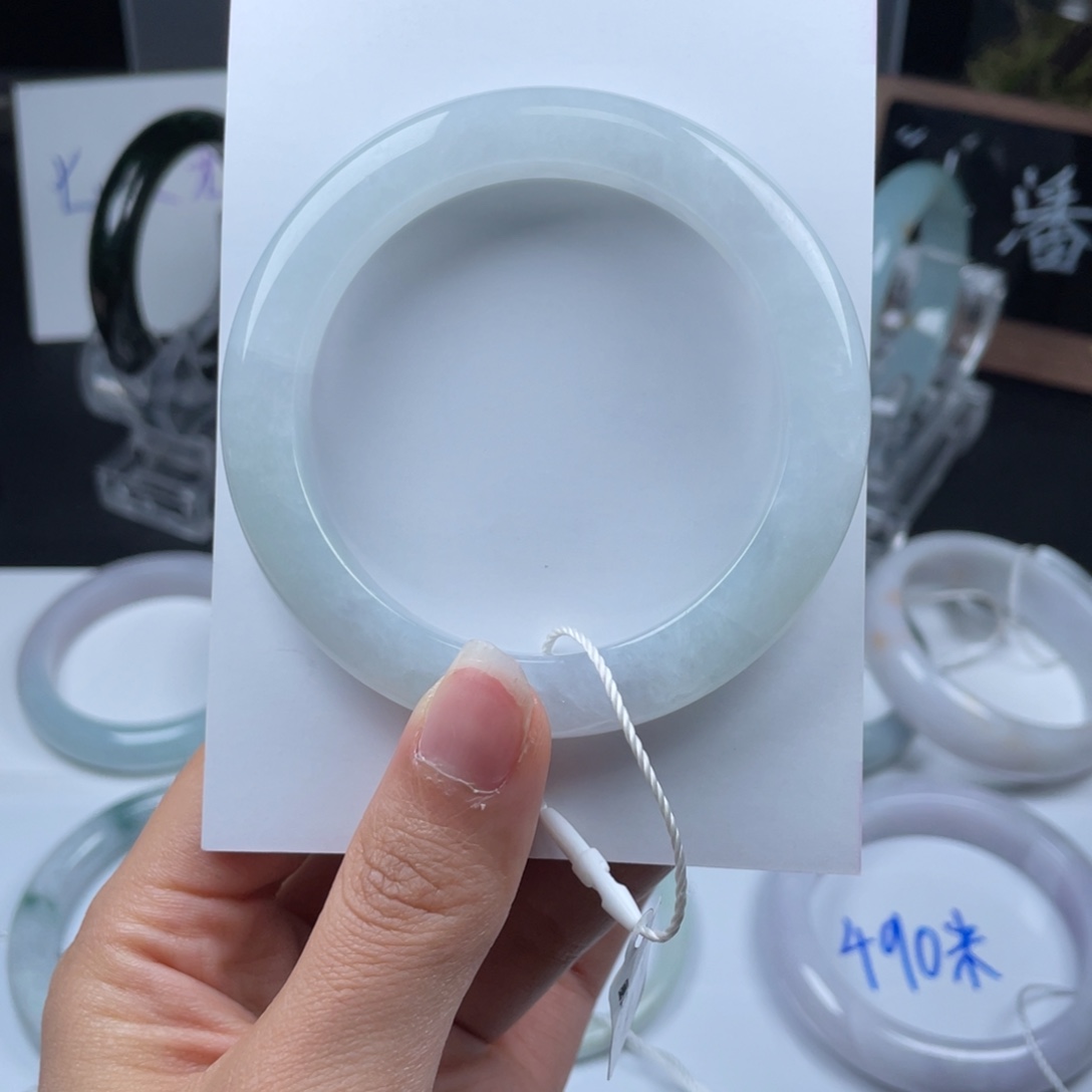 翡翠未镶嵌手镯基地质检