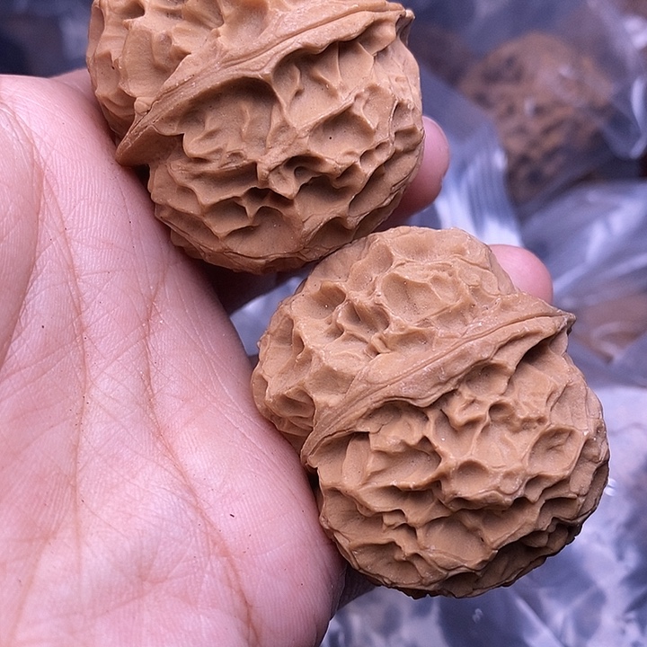 文玩核桃把件   250