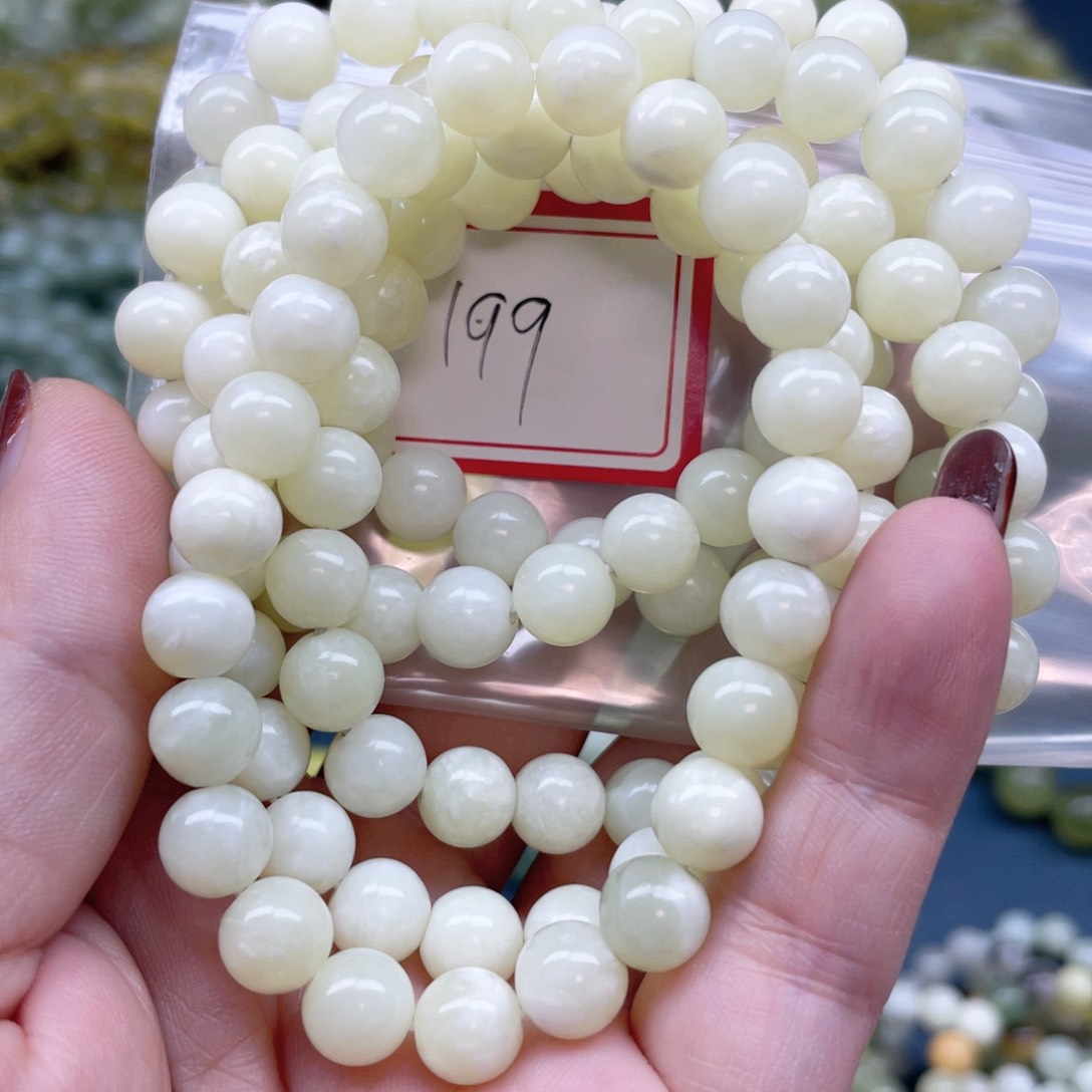 未镶嵌蛇纹石玉手链