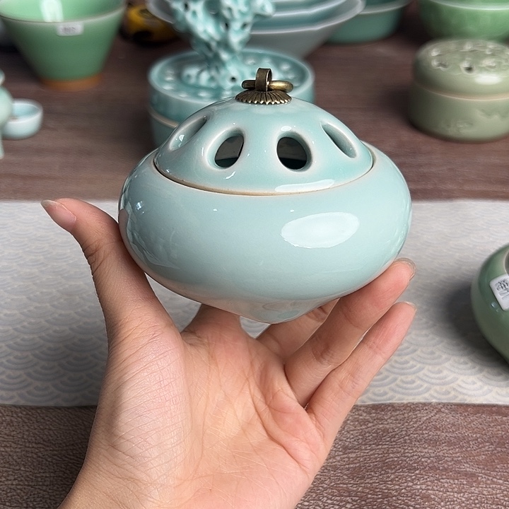 龙泉云间青瓷小米茶器