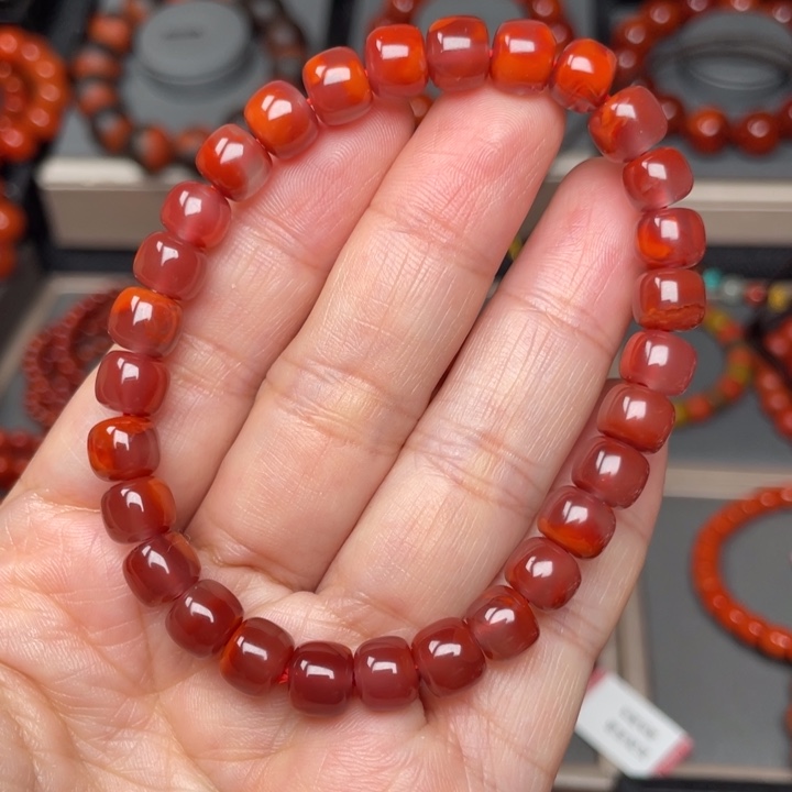 南红玛瑙手链未镶嵌