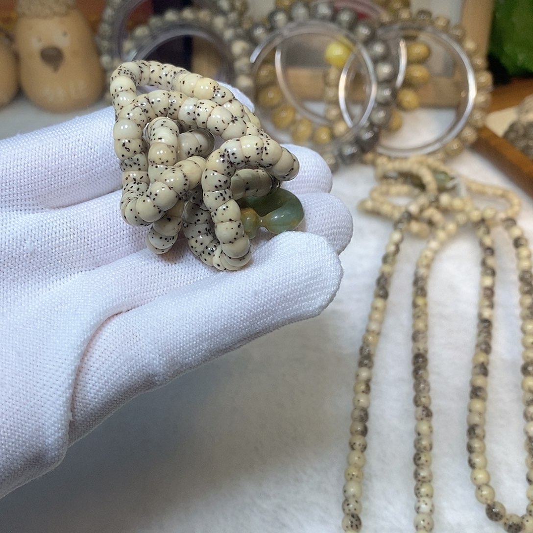 星月菩提吊坠卡6石玉大肠