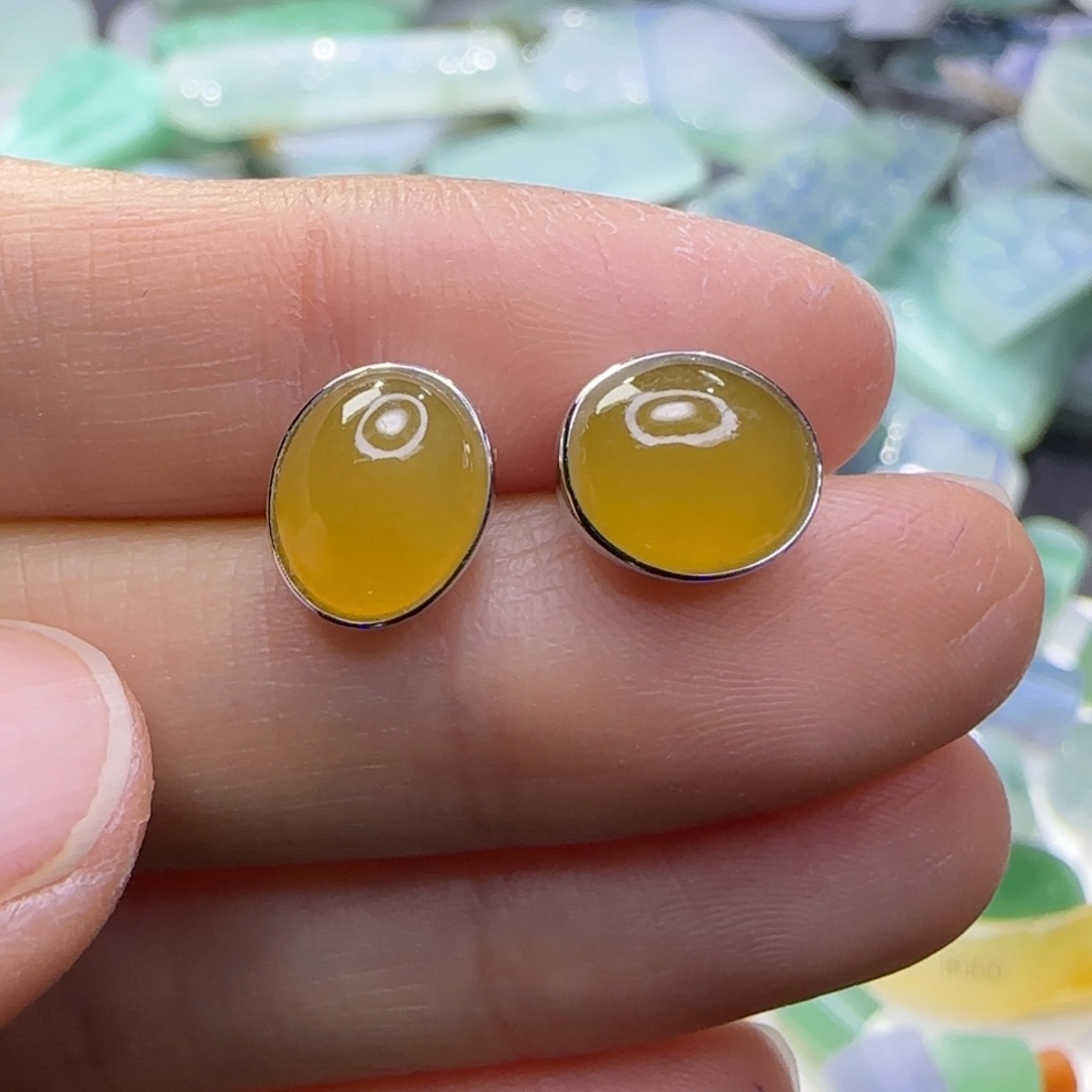 让***舞翡翠未镶嵌颈饰翡翠