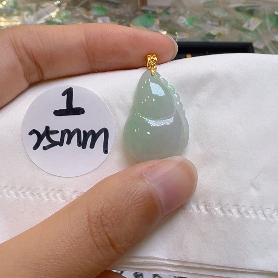 吊坠(不含链)18K金镶嵌翡翠