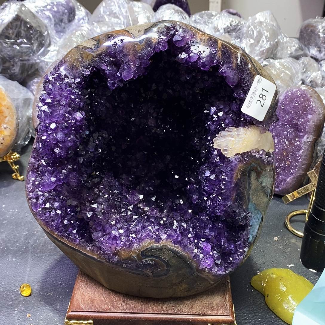 水晶大型摆件（非配饰）未镶嵌