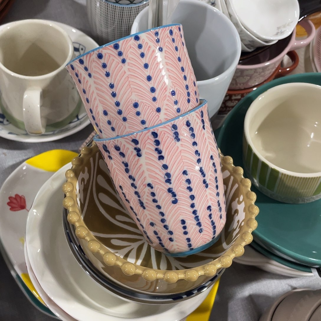 瓷   寸温佩家 数量是2