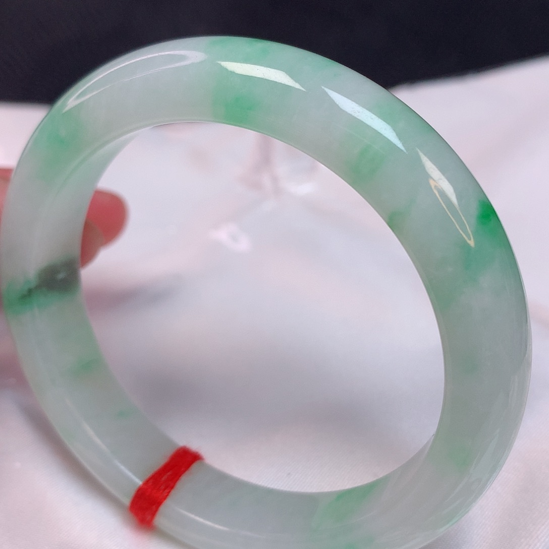 翡翠手镯未镶嵌55 翡翠手镯