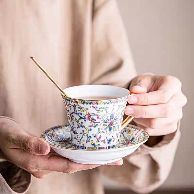 缠枝莲白色咖啡杯h51