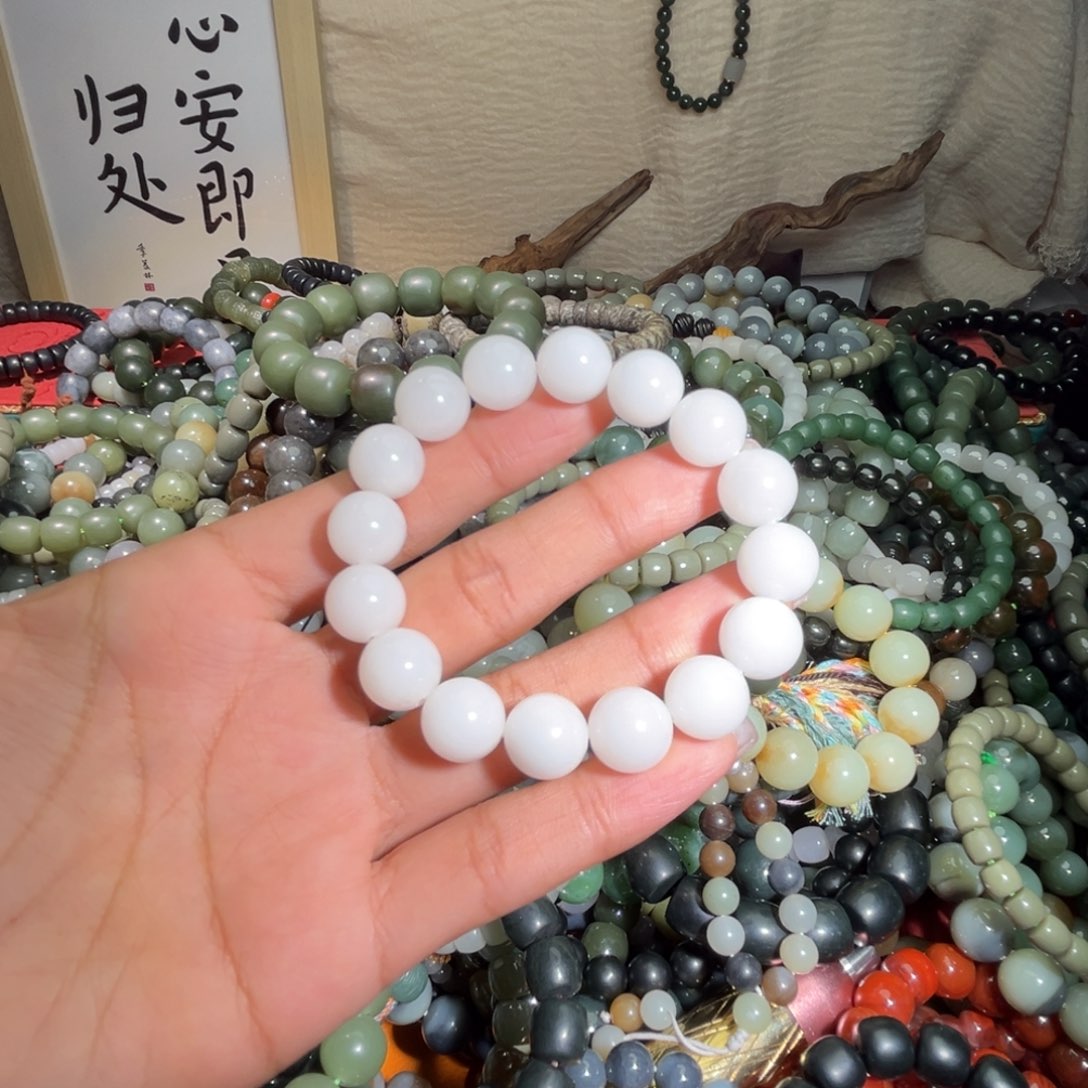 和田玉手链未镶嵌