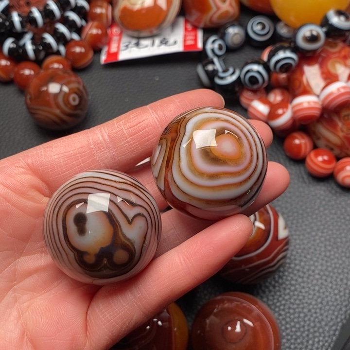 r***g玛瑙/玉髓未镶嵌颈饰