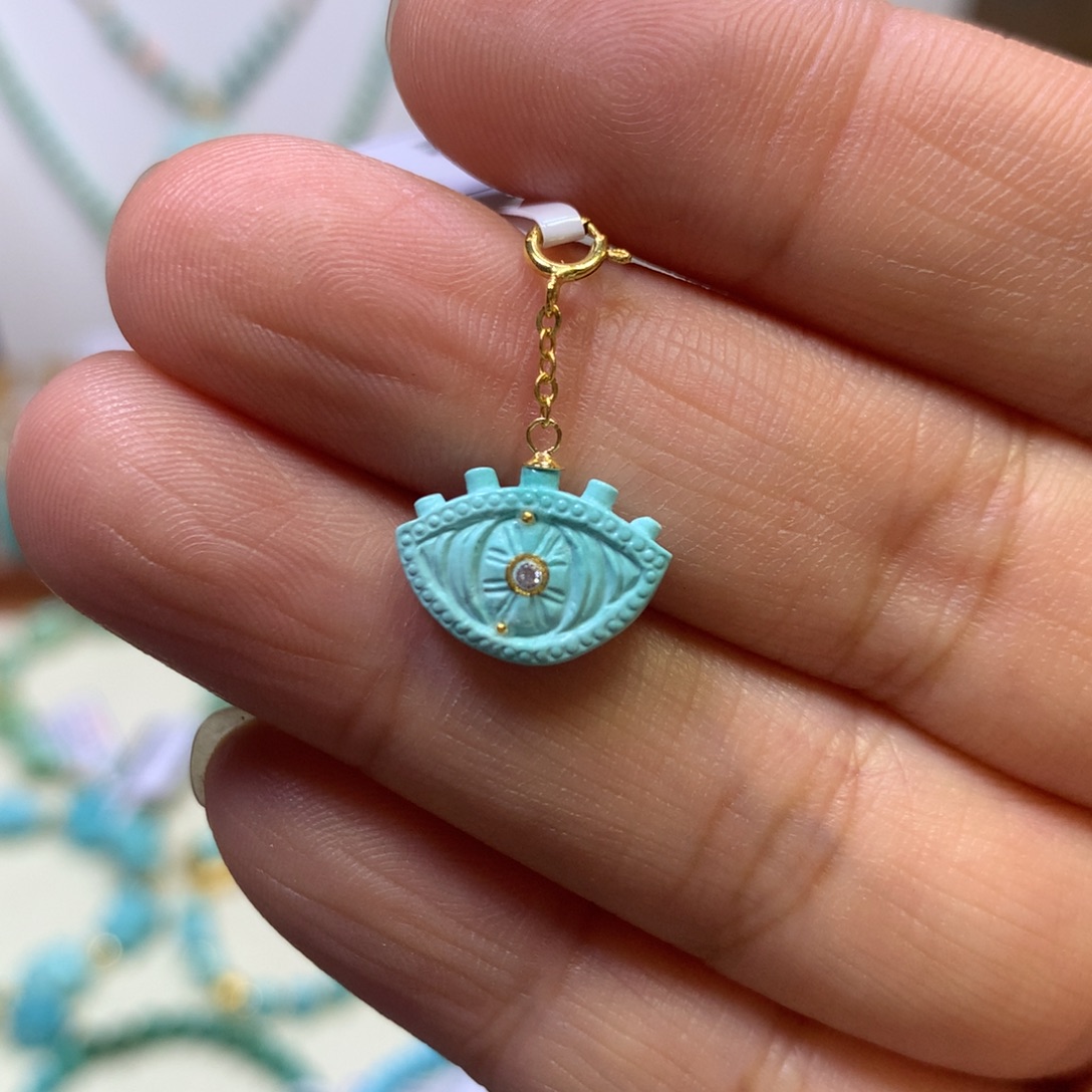 绿松石18K金镶嵌挂件