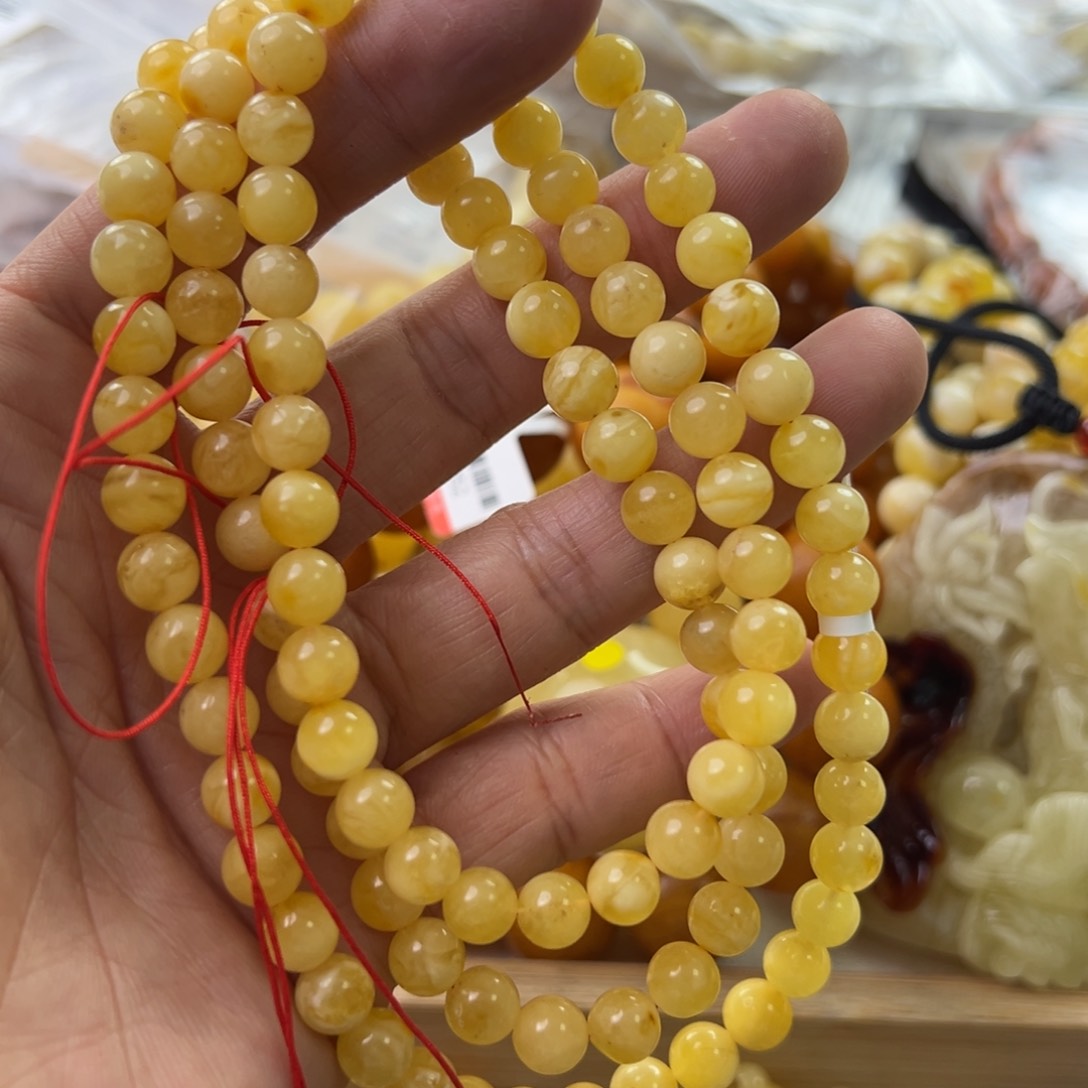 琥珀珠宝奇石未镶嵌