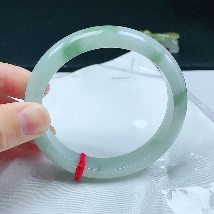 【闪购商品】翡翠手镯未镶嵌天然翡翠手镯