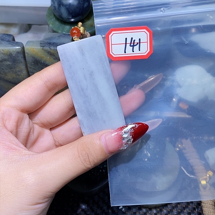 和田玉和田玉边角料随机发未镶嵌