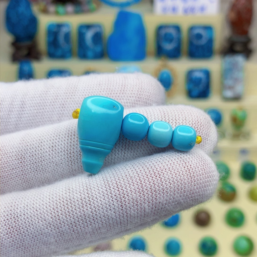 绿松石绿松石未镶嵌