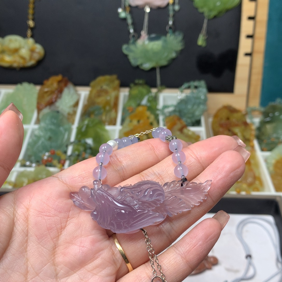 合金蛇纹石玉吊坠(不含链)