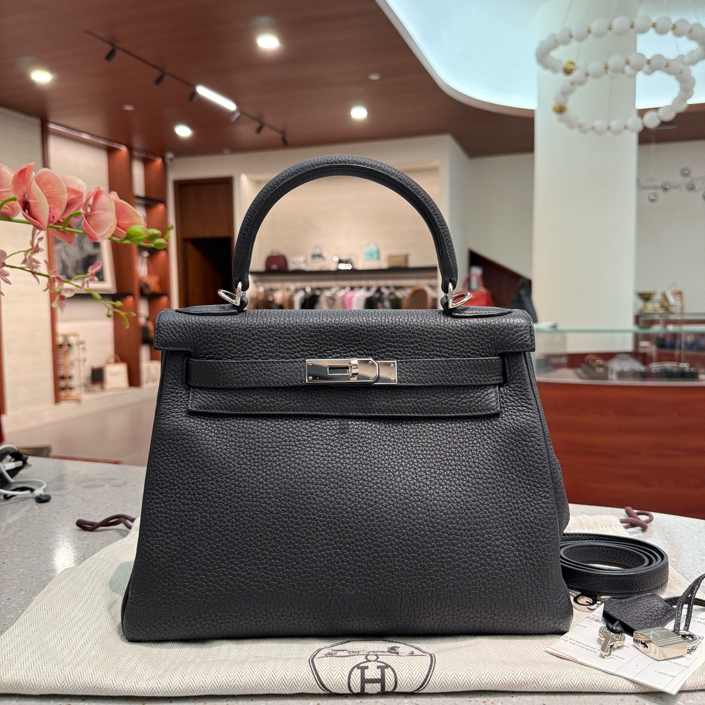 95新 Hermes/爱马仕 Kelly28黑银togo皮/Z刻全套