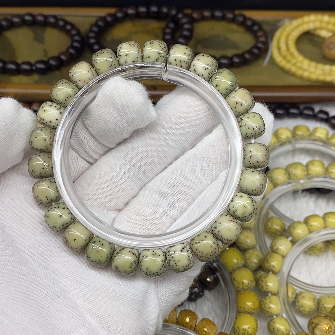 星月菩提手串9.5大留白火龙果