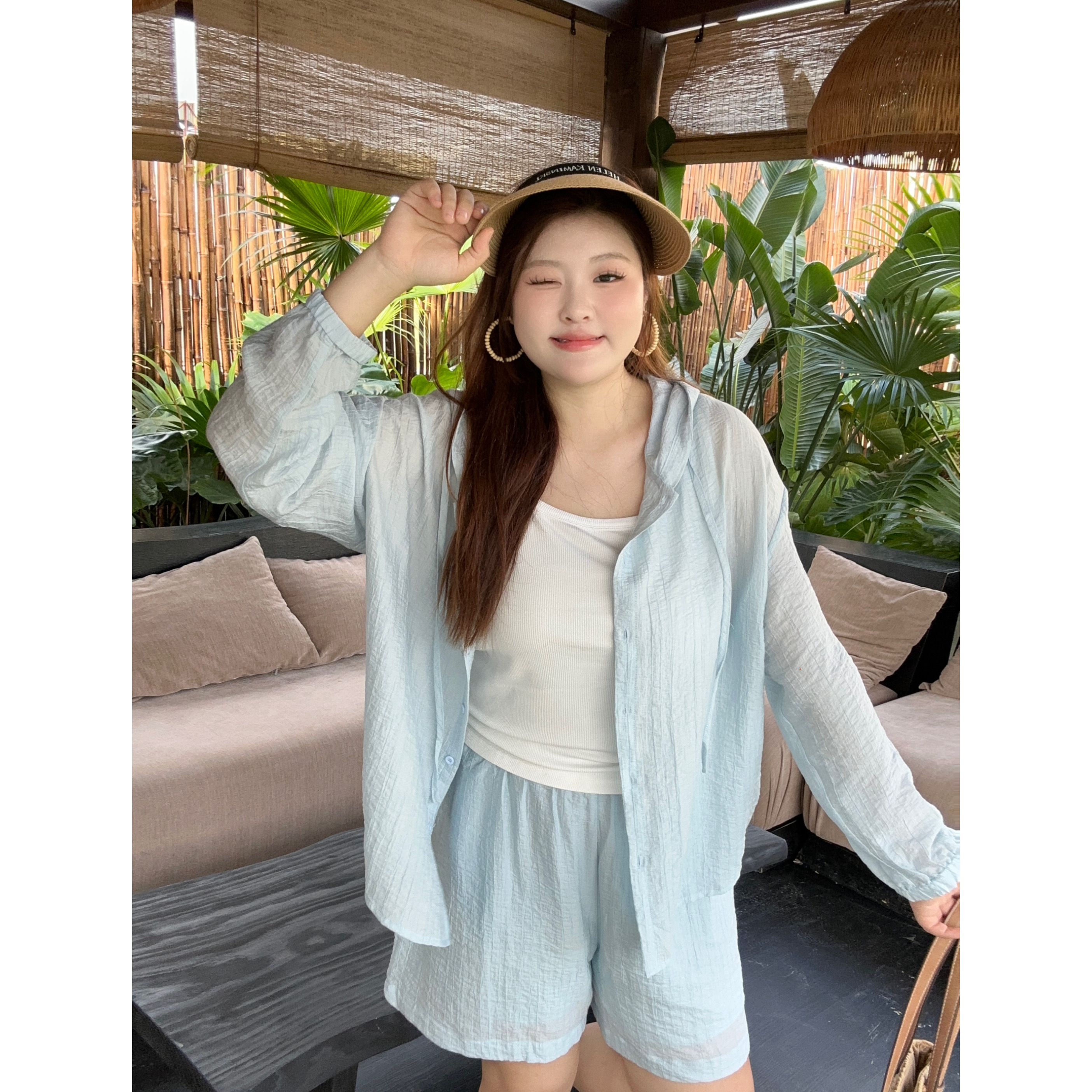 洋开心【夏日冰萃】大码胖MM户外防晒简约开衫+短裤两件套 Y6305