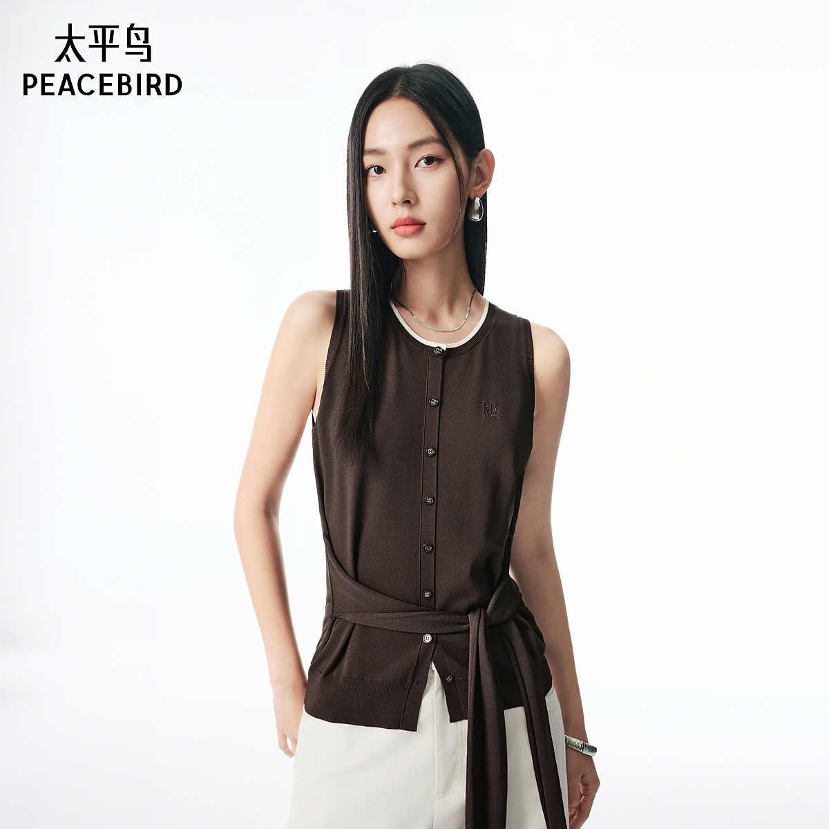 【达人专属】太平鸟女装流光风新款撞色毛线背心A1EFF3P03