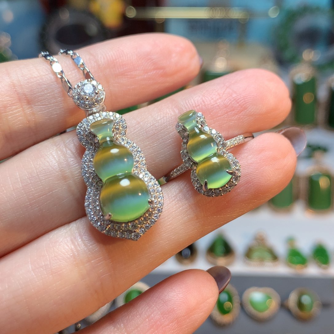 和田玉（碧玉）套装未镶嵌