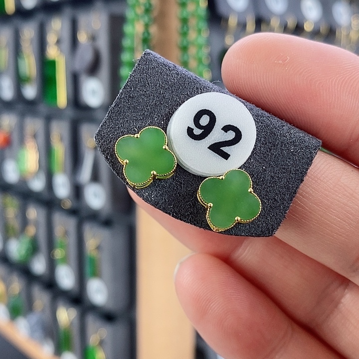 和田玉耳饰18K金镶嵌