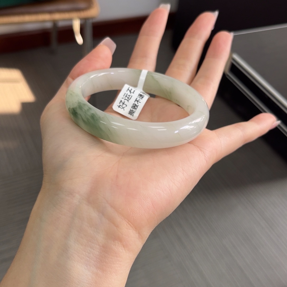 石英质玉未镶嵌手镯154