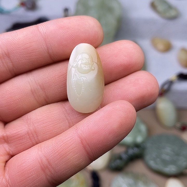 和田玉吊坠(赠链)未镶嵌