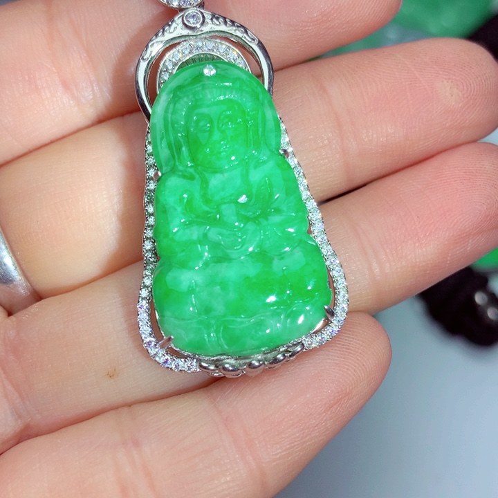 翡翠吊坠(不含链)未镶嵌