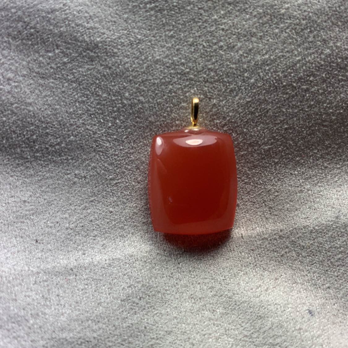 【闪购商品】南红玛瑙吊坠18K金镶嵌