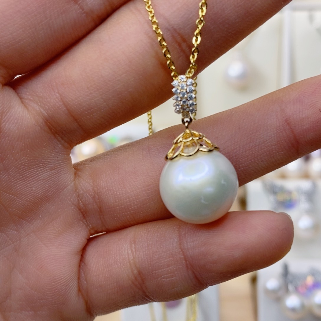 淡水珍珠吊坠(赠链)银S925镶嵌