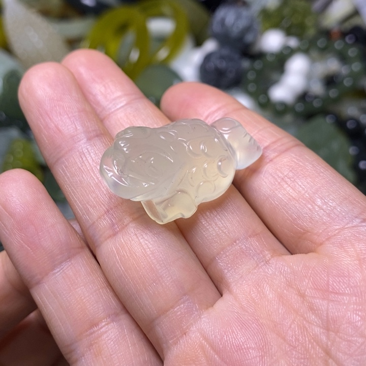 岫玉岫玉颈饰未镶嵌