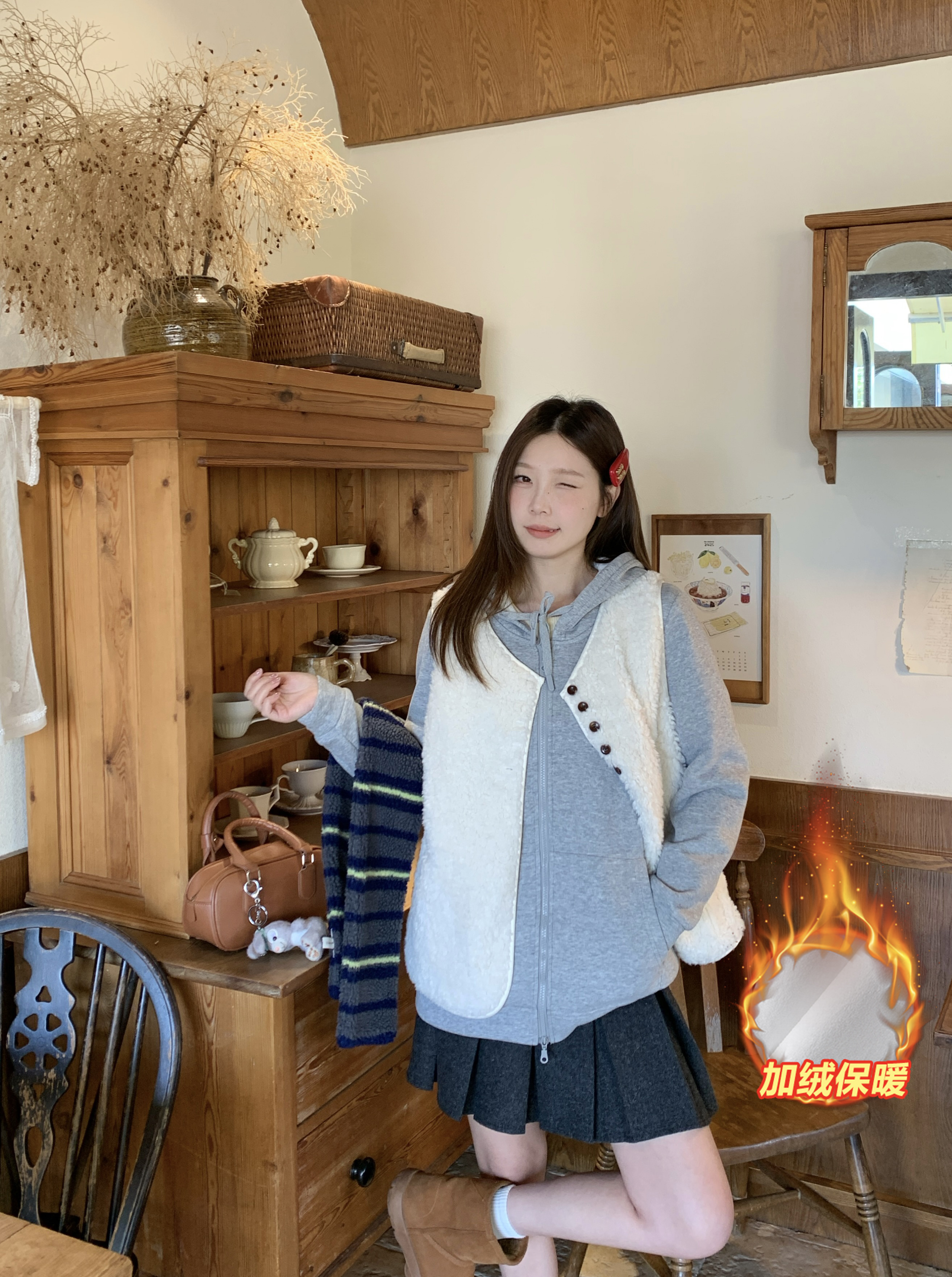 【鱼白专属】大码冬季加绒连帽卫衣马甲外套叠穿两件套63501+80730