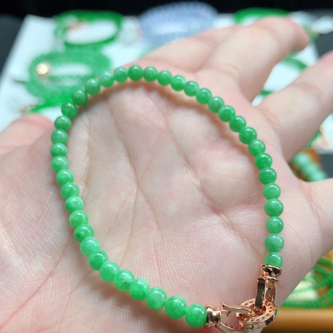 翡翠未镶嵌手链翡翠