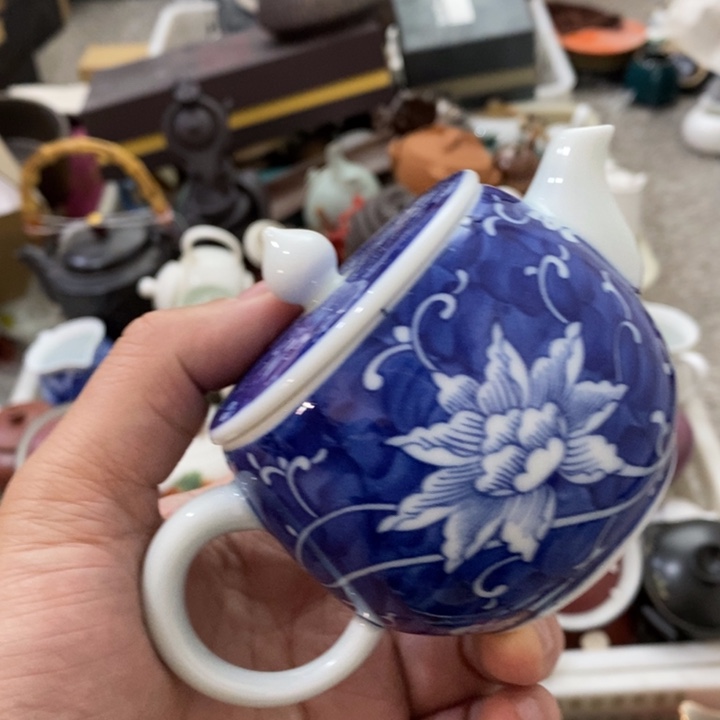 陶瓷艺术品及陶瓷壶