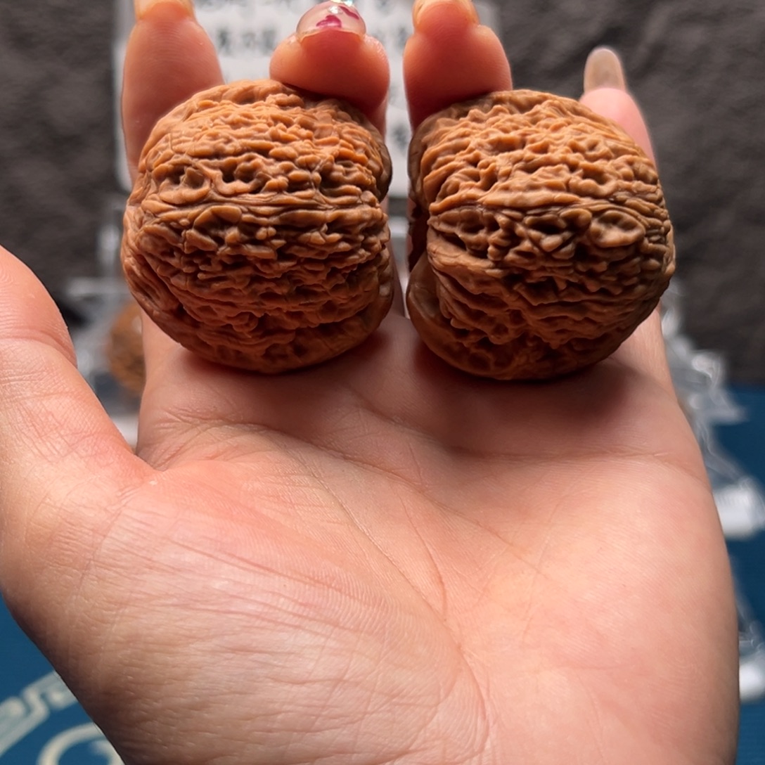 闭***。文玩核桃把件南疆42微色差生长线