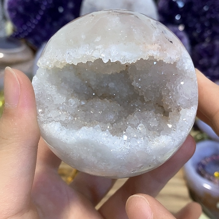 未镶嵌水晶大型摆件（非配饰）