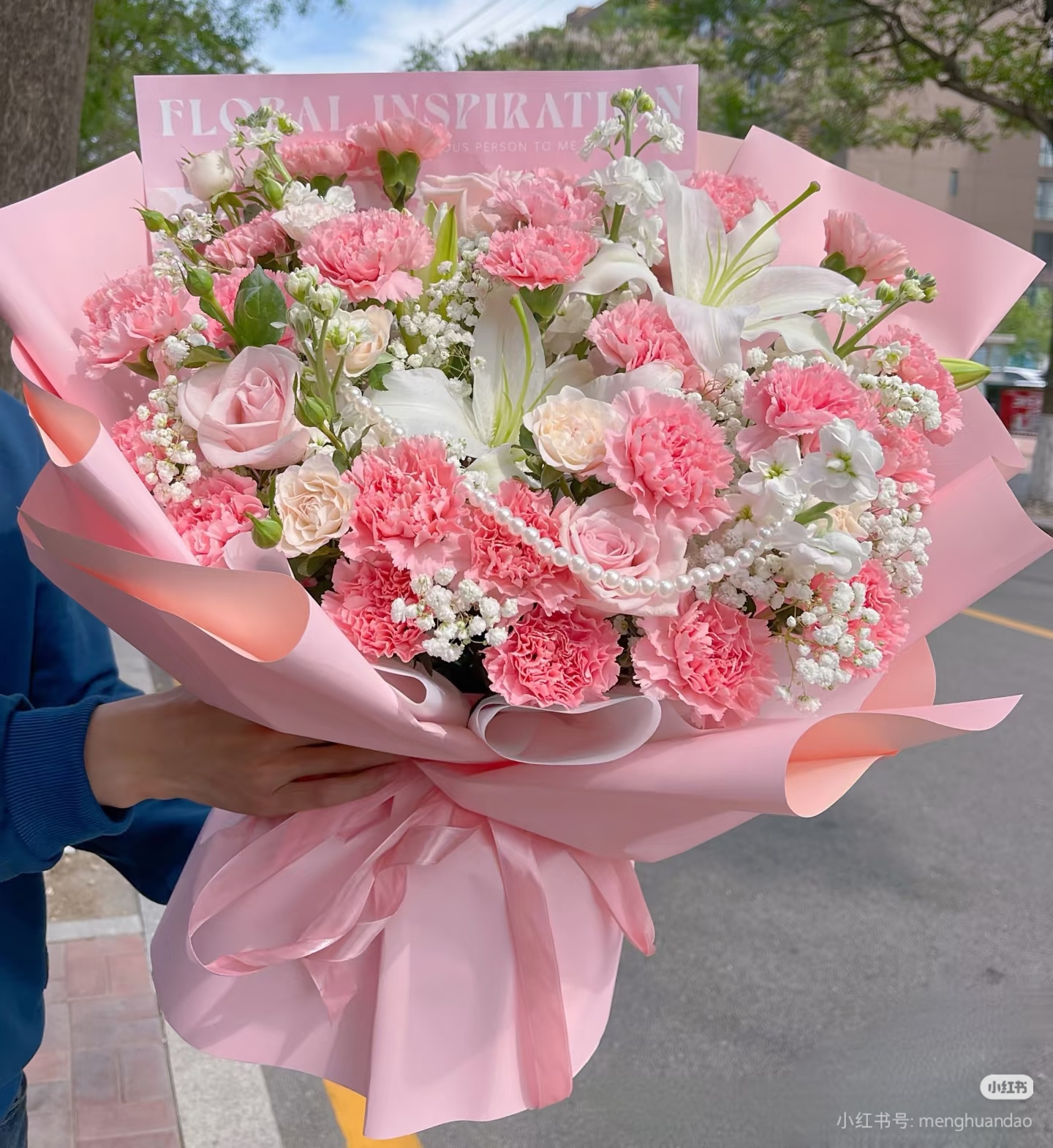 教师节同城全国鲜花配送玫瑰康乃馨混搭生日束花送老师父母