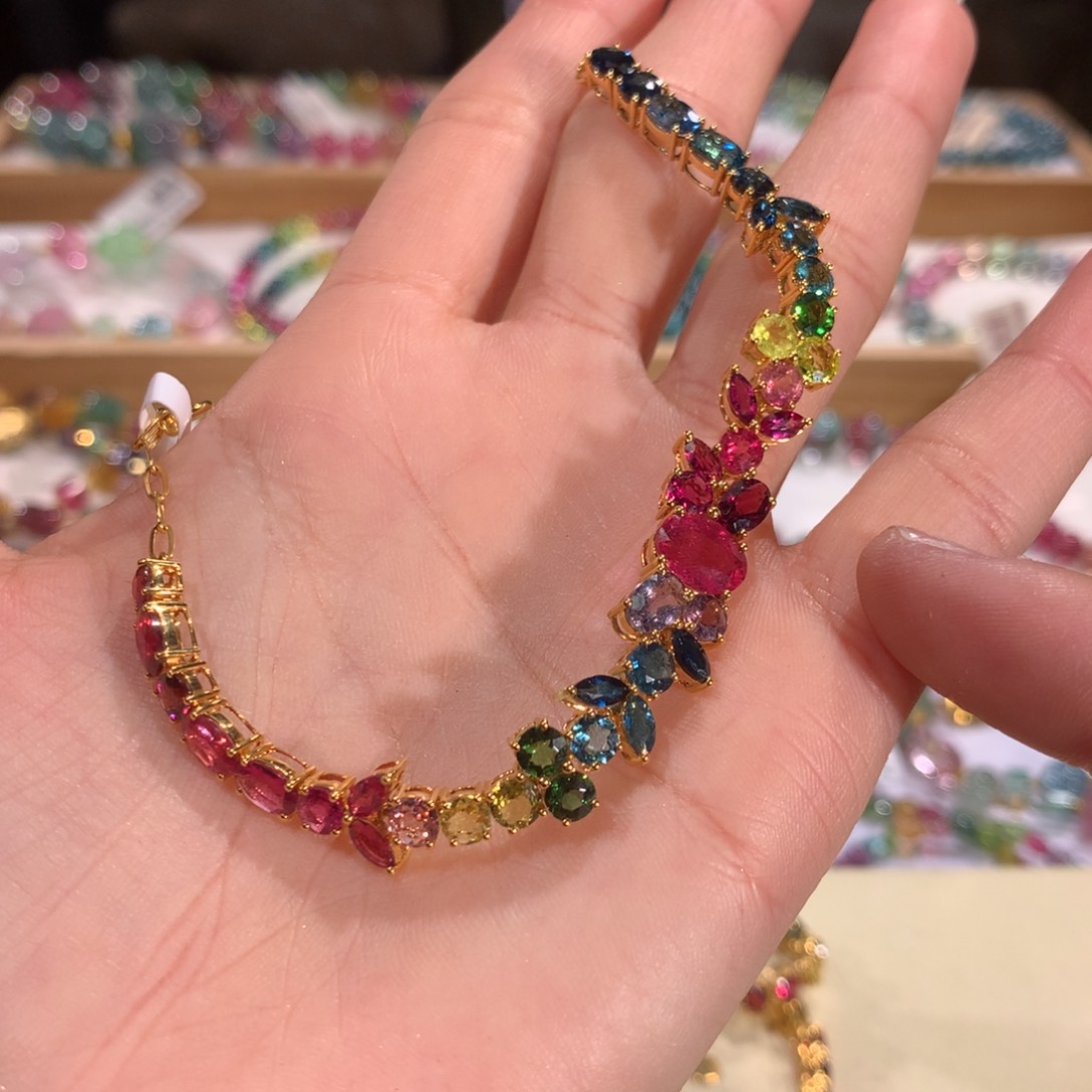 碧玺多样性发货一件18K金镶嵌s****y