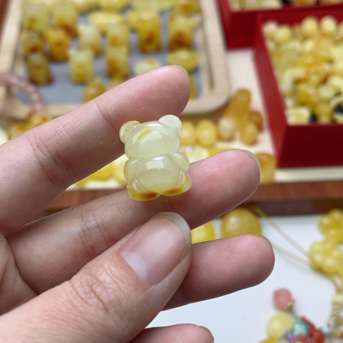 【闪购商品】蜜蜡裸石未镶嵌配饰