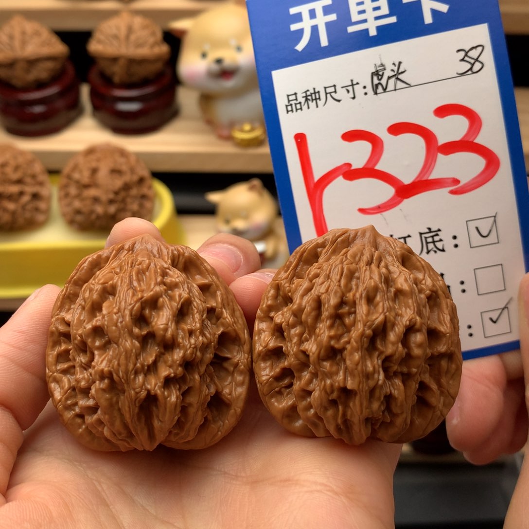 把件文玩核桃虎头38尺