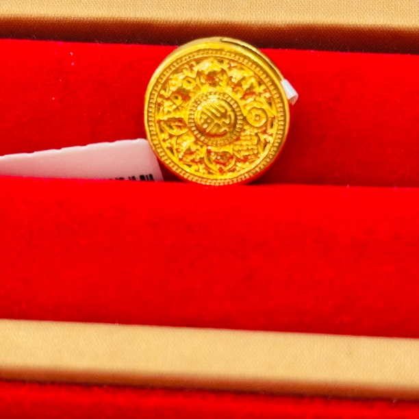 【莹莹专享】足金999饰品 罗盘吊坠 GP 0.46