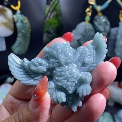 【闪购商品】颈饰未镶嵌翡翠鹰